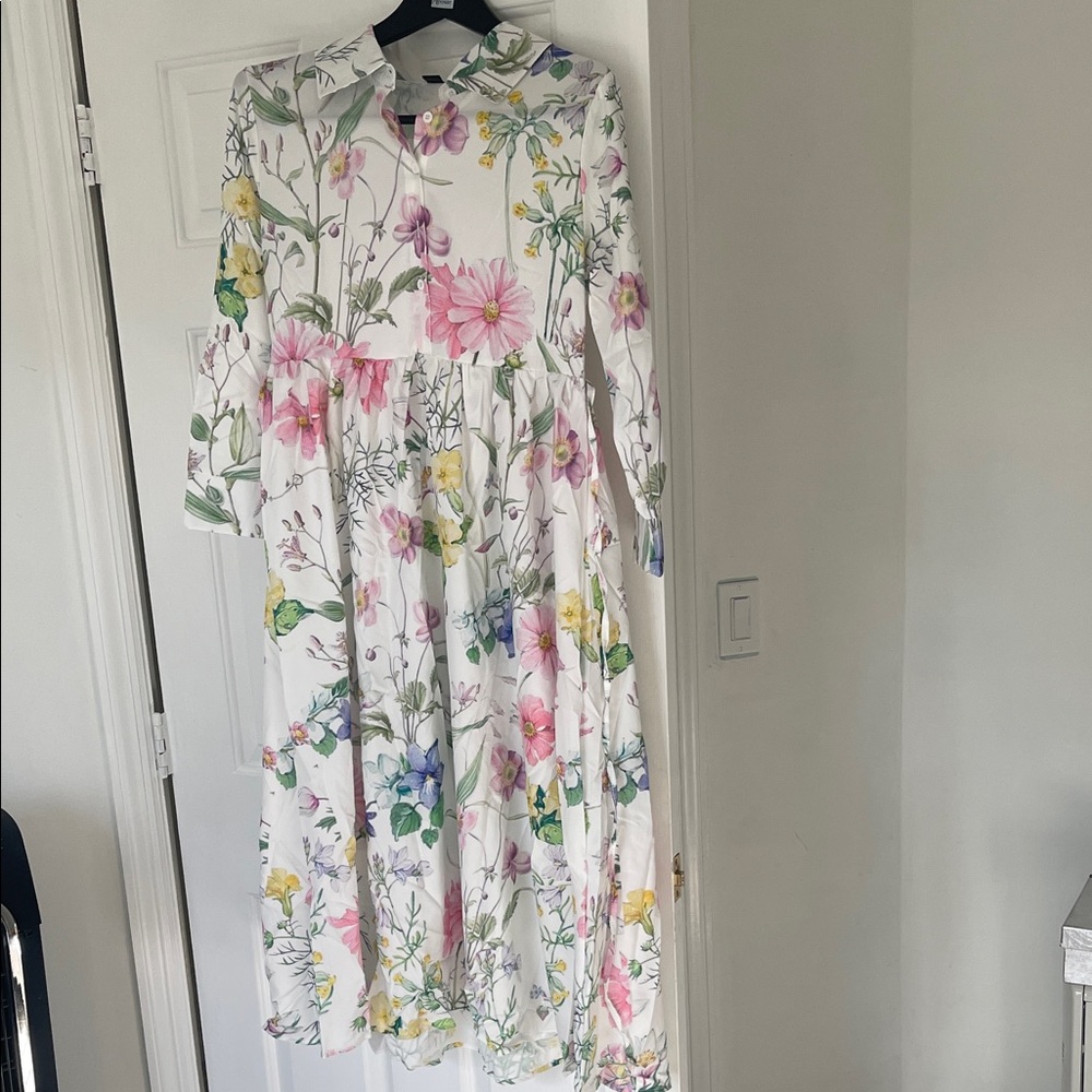 Lila & Noa Élégant Silk Floral White Dress brand new